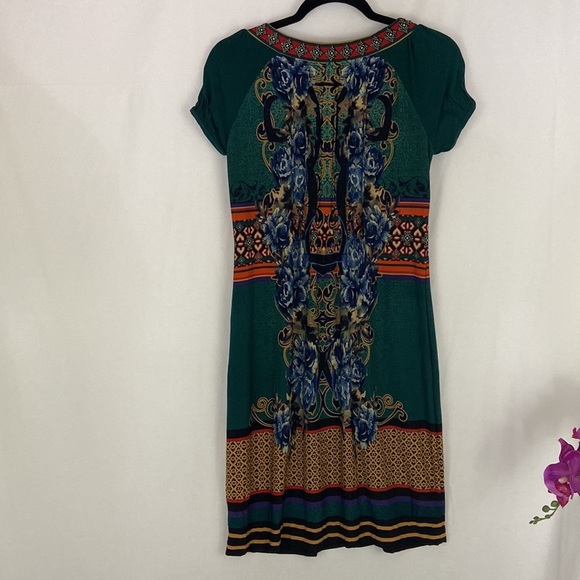 Beige by Eci Multiple Color Dress Size 4 - Picture 4 of 12